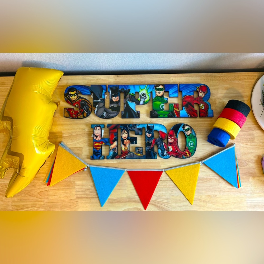 Superhero Party Decorations